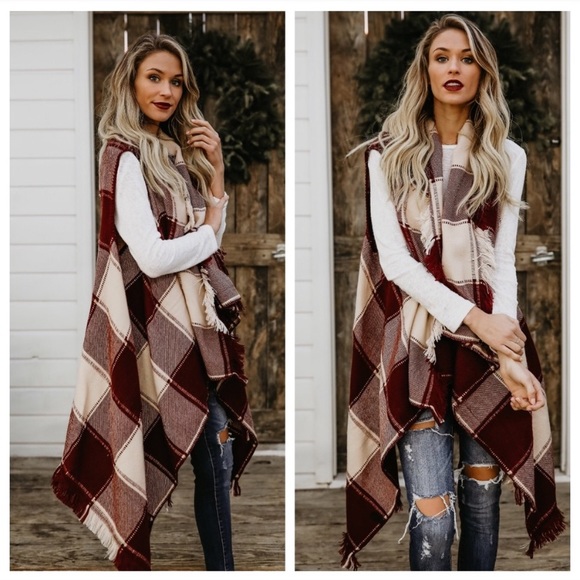 Burgundy/Ivory Plaid Fringe Vest - Picture 2 of 5